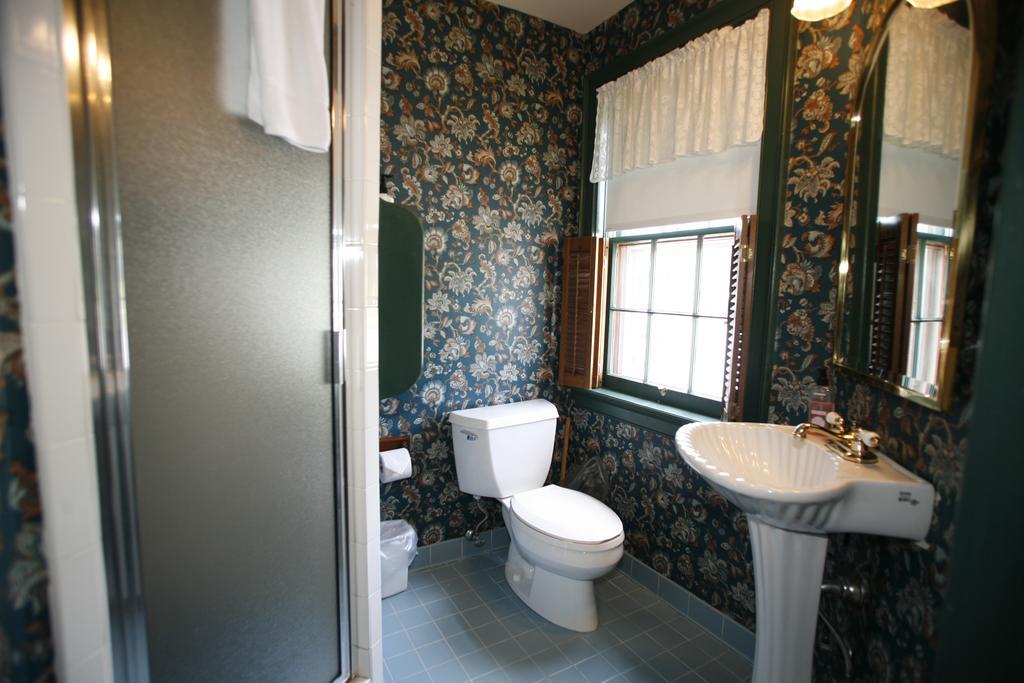 Parsonage Inn Bed And Breakfast Saint Michaels Exterior foto