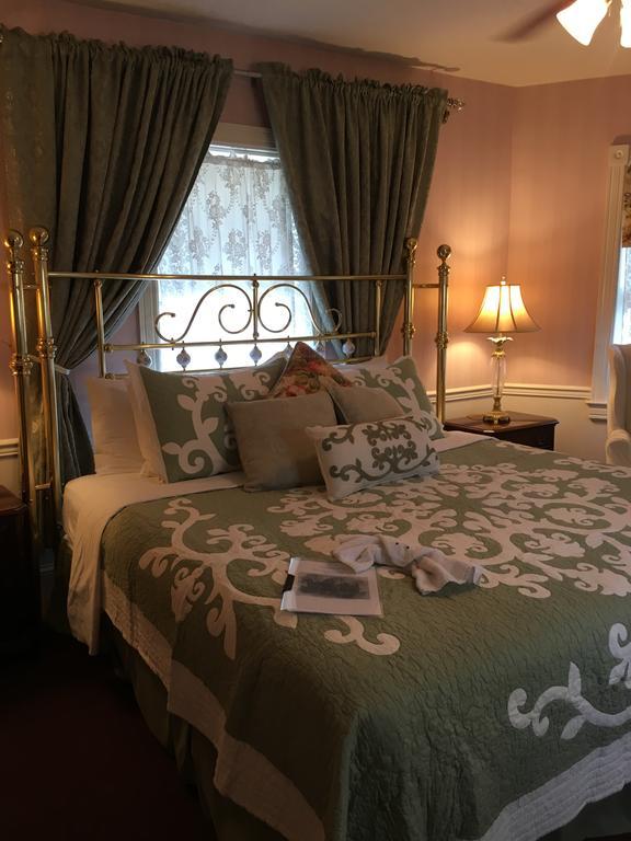 Parsonage Inn Bed And Breakfast Saint Michaels Exterior foto