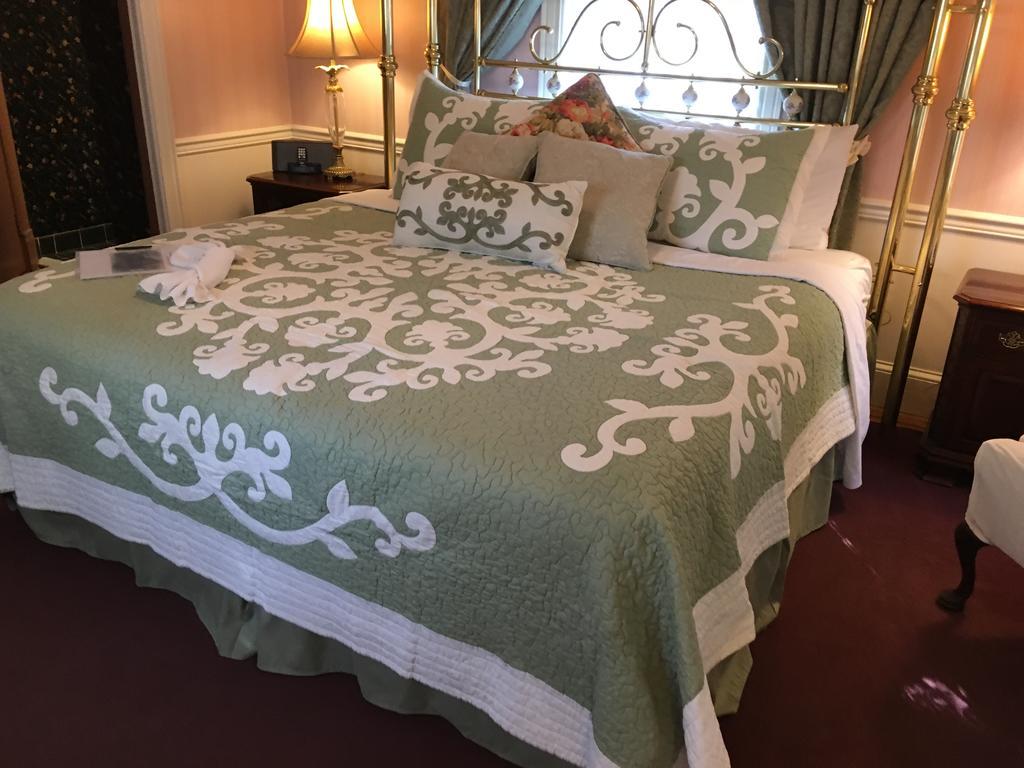 Parsonage Inn Bed And Breakfast Saint Michaels Exterior foto